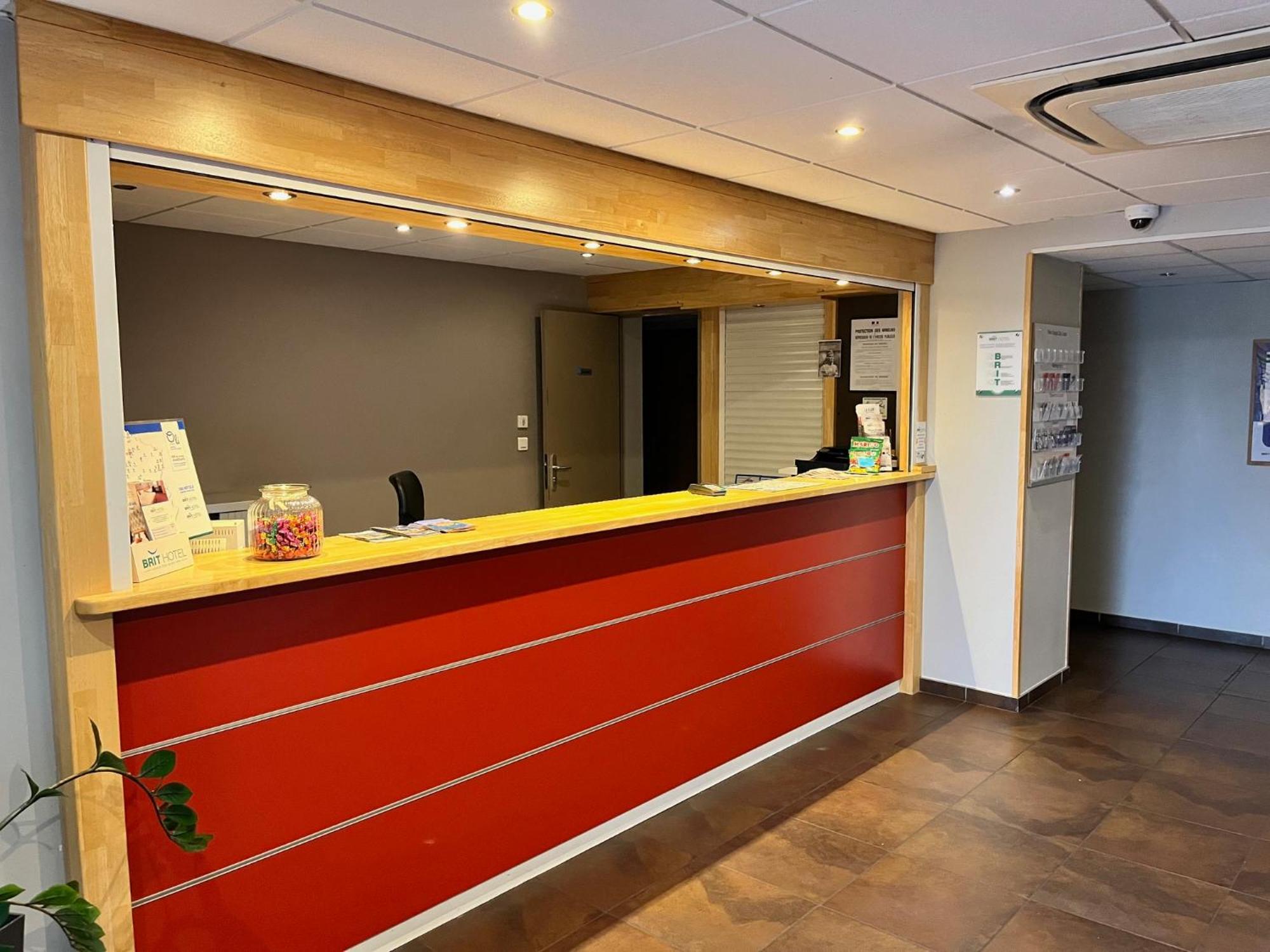 Brit Hotel Confort Montauban Dış mekan fotoğraf