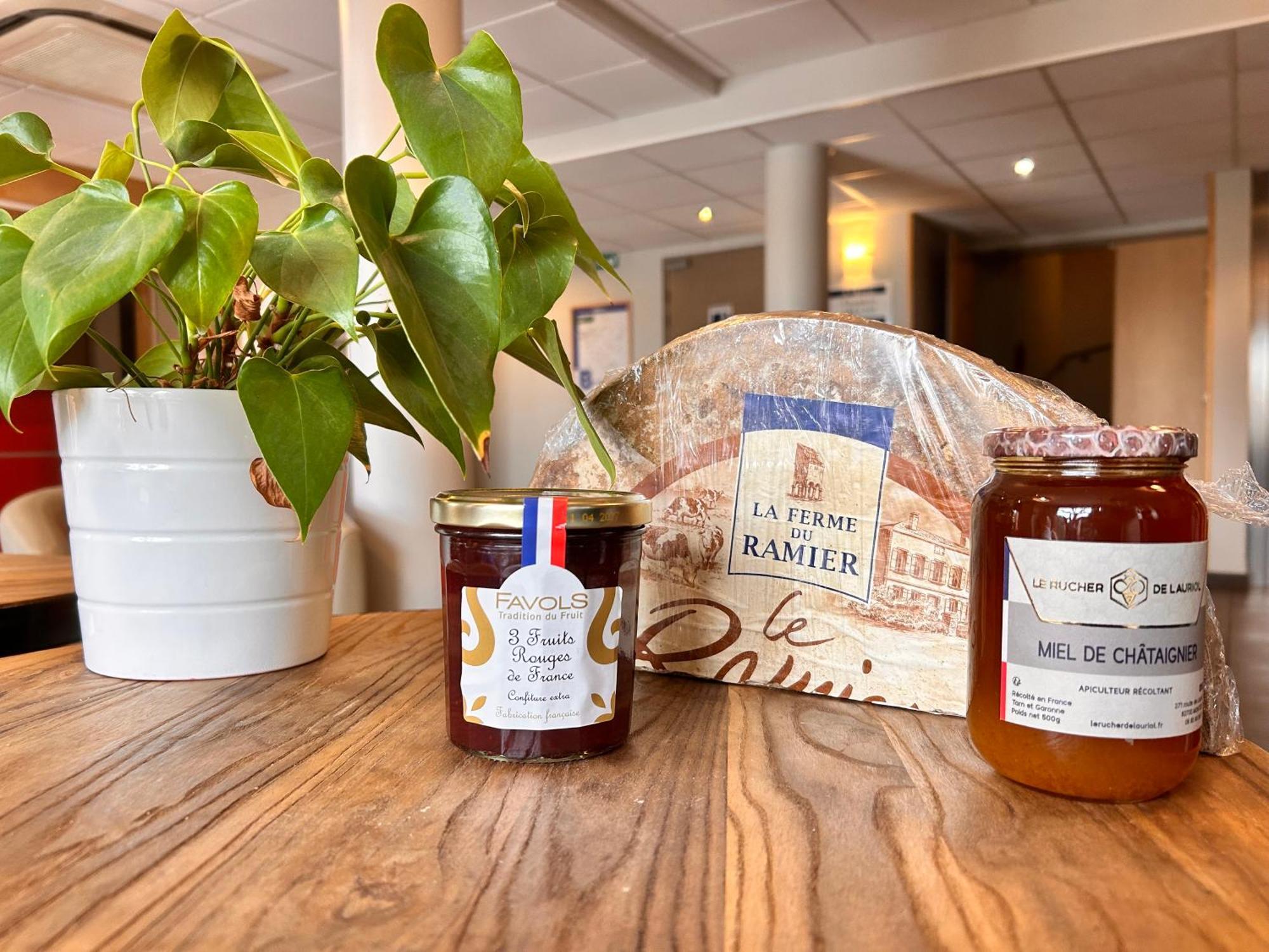 Brit Hotel Confort Montauban Dış mekan fotoğraf