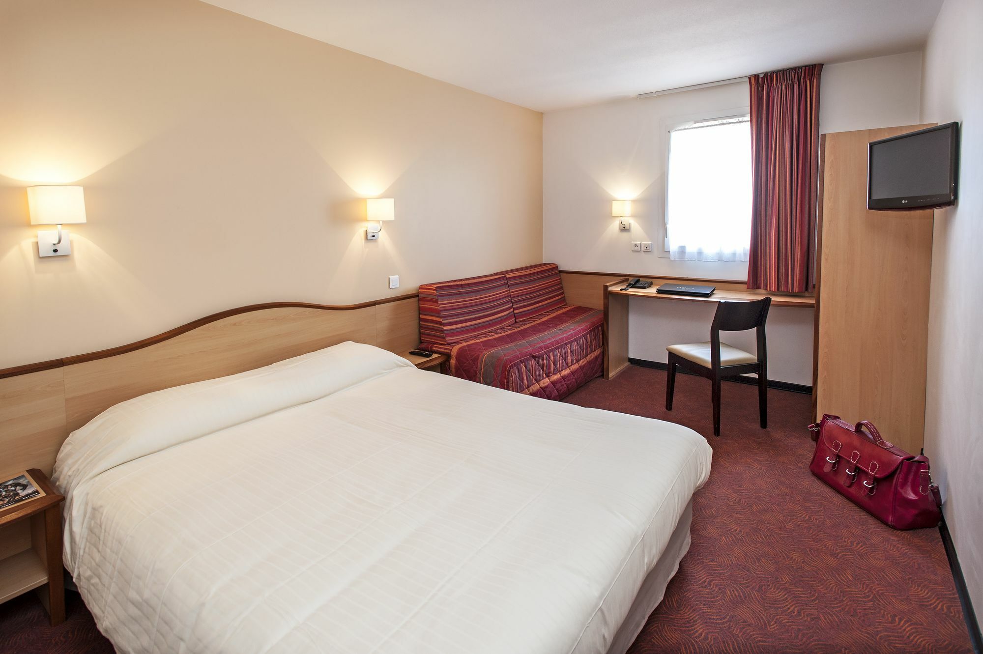 Brit Hotel Confort Montauban Dış mekan fotoğraf